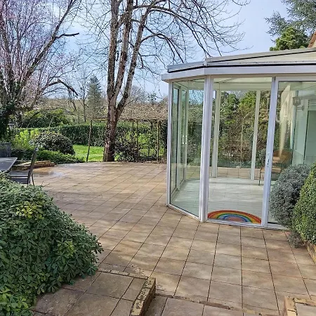House With Pool Ideal For 8 Guests *