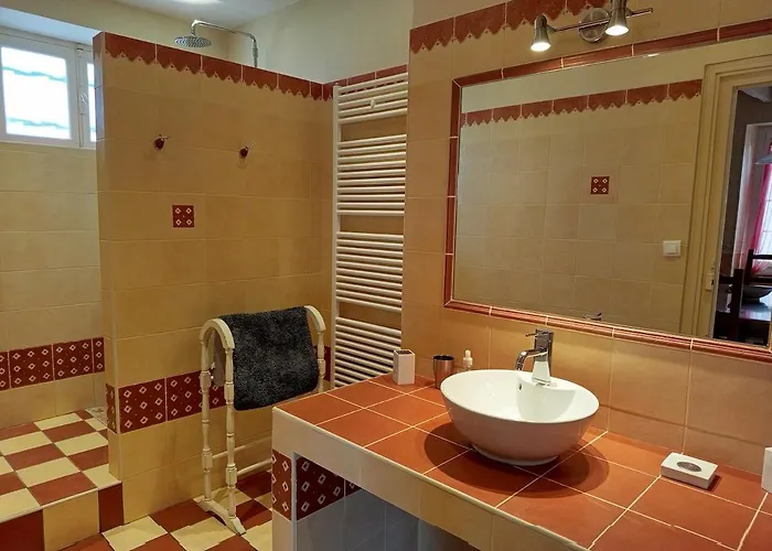 House With Pool Ideal For 8 Guests Ferienhaus *