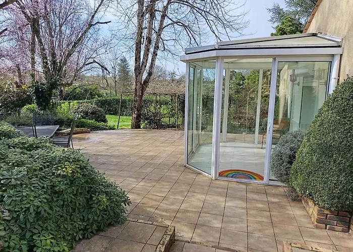 House With Pool Ideal For 8 Guests *